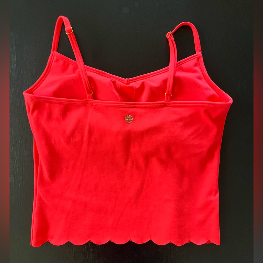 UPF 50+ Lilly Pulitzer Luxletic Scallop Tank and Bike Short Matching Set, Medium - Picture 4 of 14